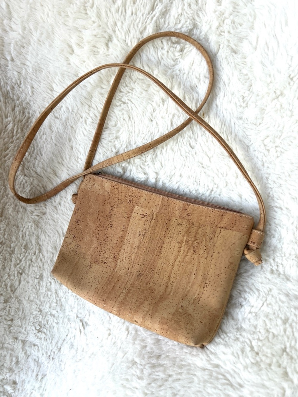Vegan Sustainable Cork Crossbody Shoulder Bag Purse - Picture 3 of 5